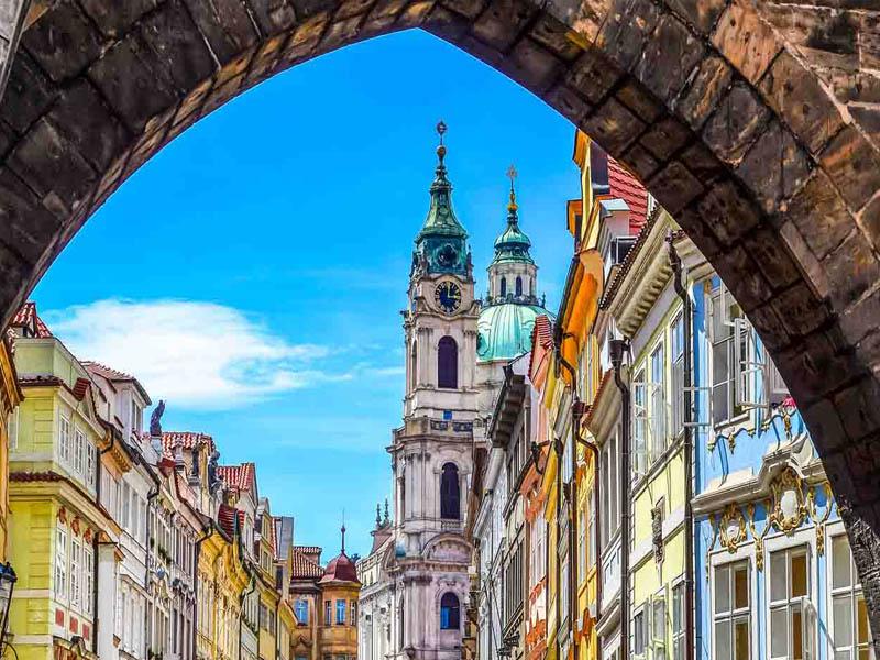 Летние онлайн-курсы чешского языка для школьников и студентов 13-20 лет Летние онлайн-курсы чешского языка для школьников и студентов 13-20 лет