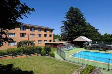 Blue Mountains International Hotel Management School Blue Mountains International Hotel Management School