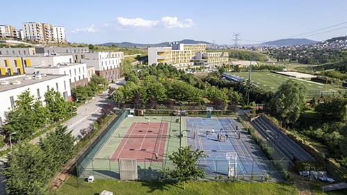 Спортивные площадки