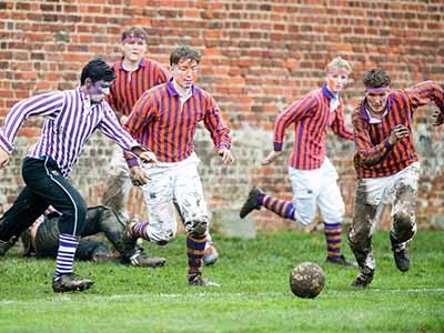 традиции футбола в Итоне